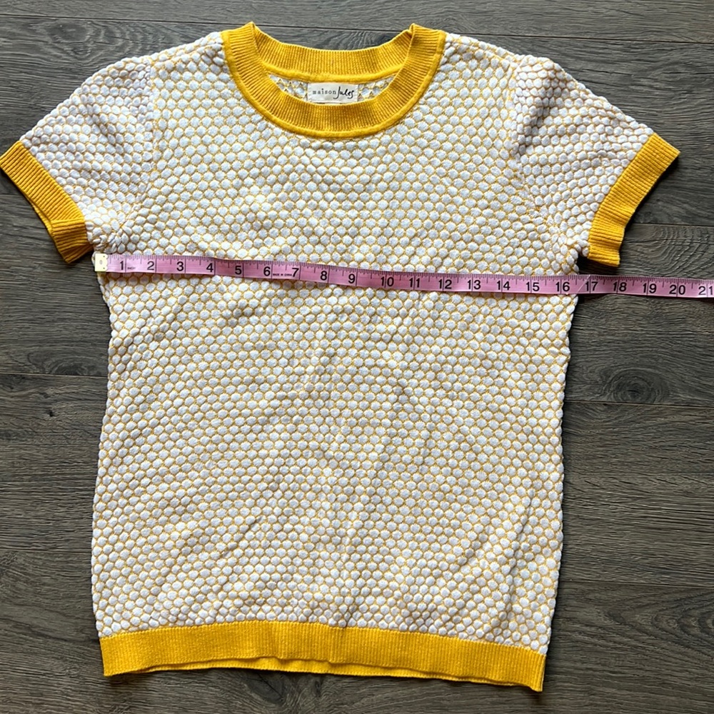 Madison Jules yellow and white retro honeycomb top